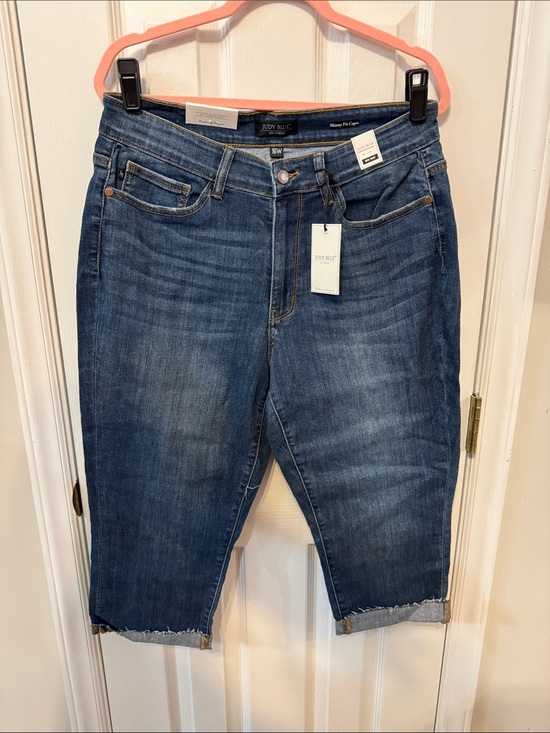 Judy Blue Denim - Judy Blue Dark Midwash Cropped Denim Capris